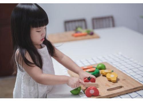PlanToys - Wonky Fruit & Vegetables
