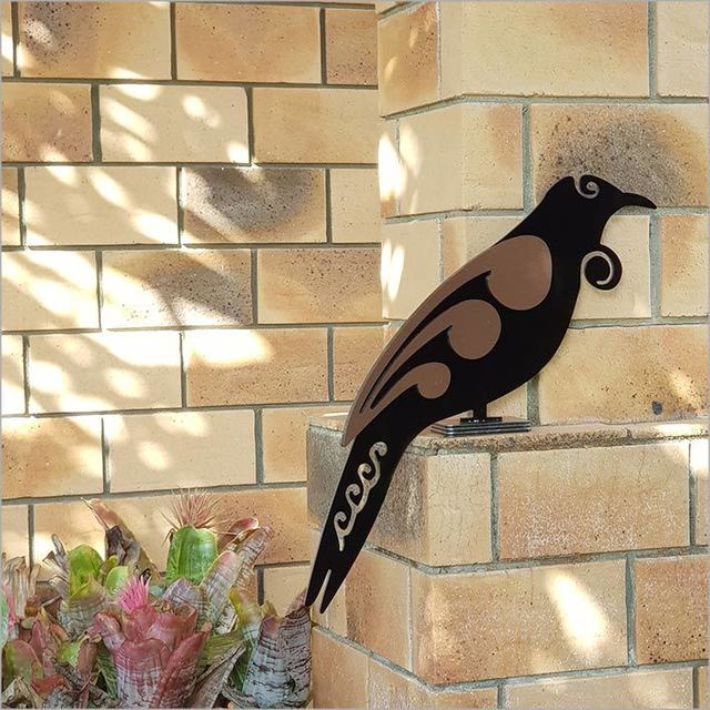 Freestanding Art - 2 Tone Moko Tui (475mm)- Kiwiana