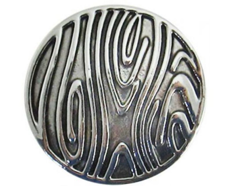 Stylish Snaps REDFOX - Silver Current accessory, featuring a sleek design for versatile wear and elegant enhancement.