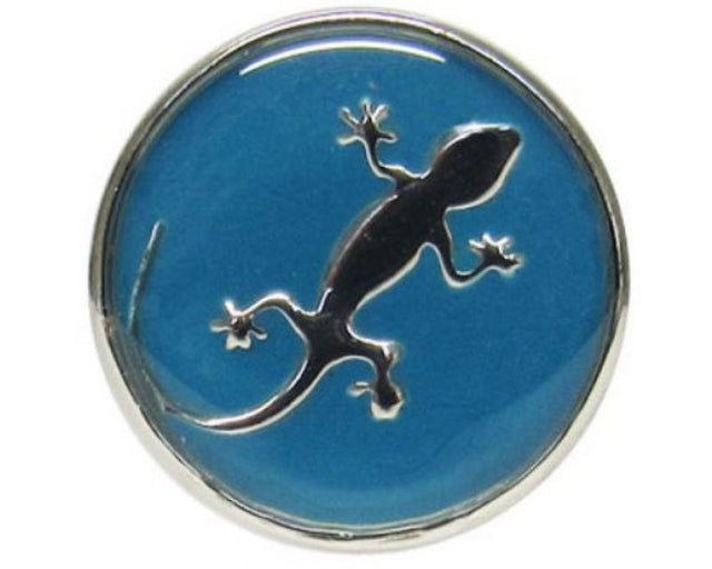 Snaps REDFOX - Gecko In Blue features a vibrant blue gecko design, perfect for enhancing any outfit with style and versatility.