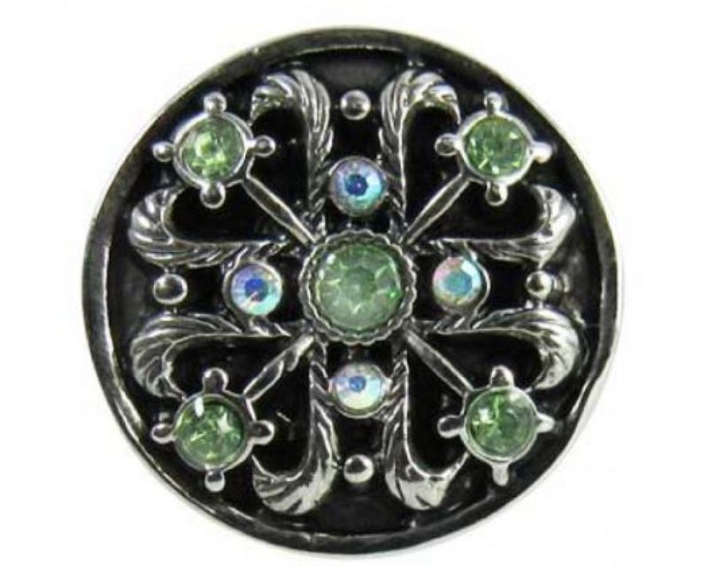 Celtic Diam Cross Green snap charm, 20mm, featuring intricate design for elegant, customizable jewelry styles.