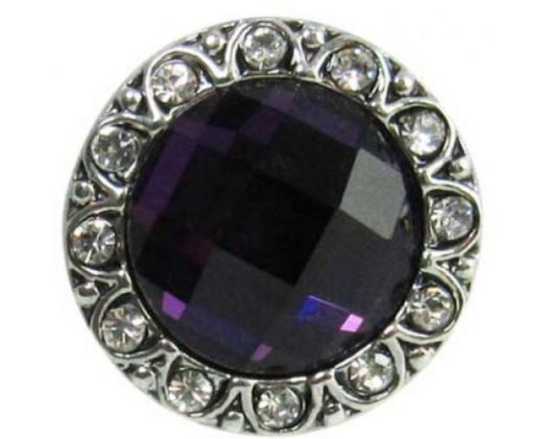 Stunning Snaps REDFOX featuring a brilliant purple crystal, perfect for elevating any outfit with elegance and versatility.