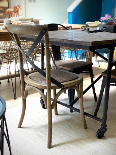 Cross Back Chair Metal Cross - 490 X 520 X 880