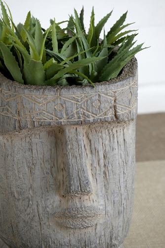 Statue Planter - 32 X 32 X 43