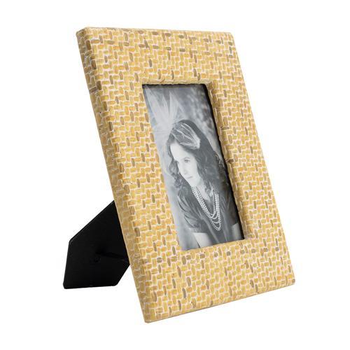 Photo Frame 4x6 Inch Opening - 185 X 20 X 235