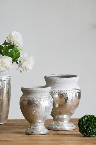 Uma Vase - 175 X 175 X 235