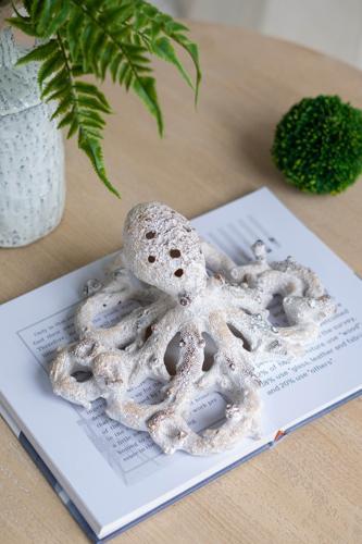 White Coral Look Octopus