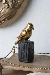 Bird on Stand - 105 X 60 X 190