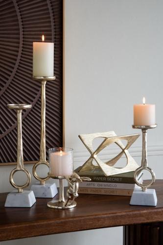 Pillar Holder - 178 X 102 X 190