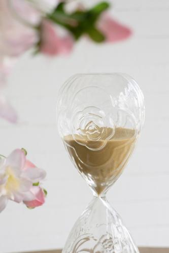 Rose Embossed Hourglass with Tan Sand - Large