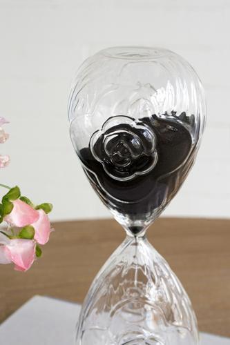 Rose Embossed Hourglass with Black Sand - Large