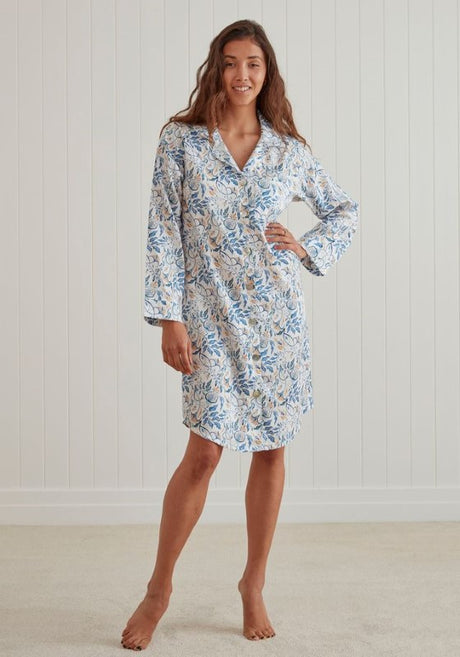 Elegant XL MILA nightshirt by BAKSANA in lightweight cotton sateen with Mediterranean pattern, long sleeves, button-up front.