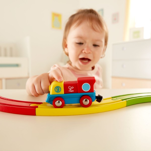 Brave Little Engine - Hape