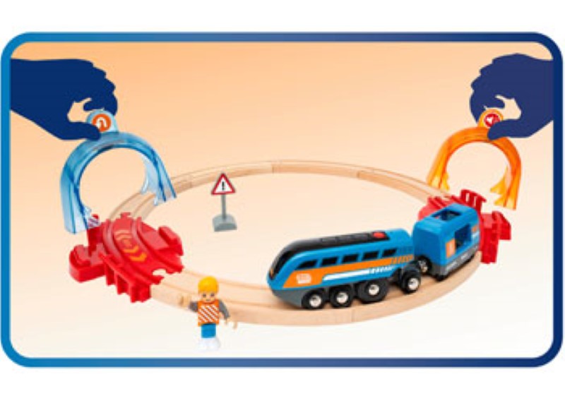 BRIO Smart Tech Sound - Action Tunnel Circle Set