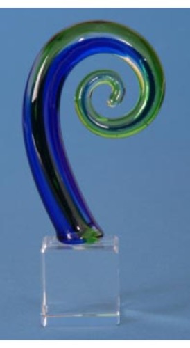 Hand-blown glass frond ornament in Kiwiana style, ideal for home decor and gifting, measuring 110mm tall.
