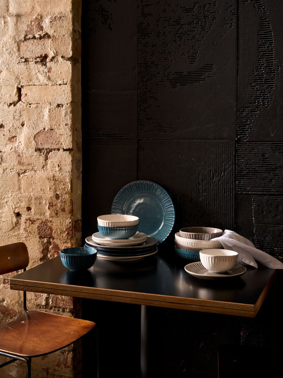 Hottie Laurie Denim 12-Piece Dinner Set - Denim