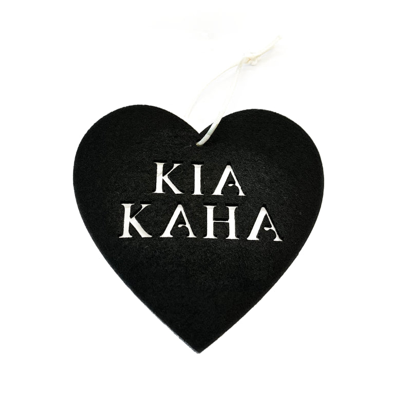 Felt Heart Black - Kia Kaha