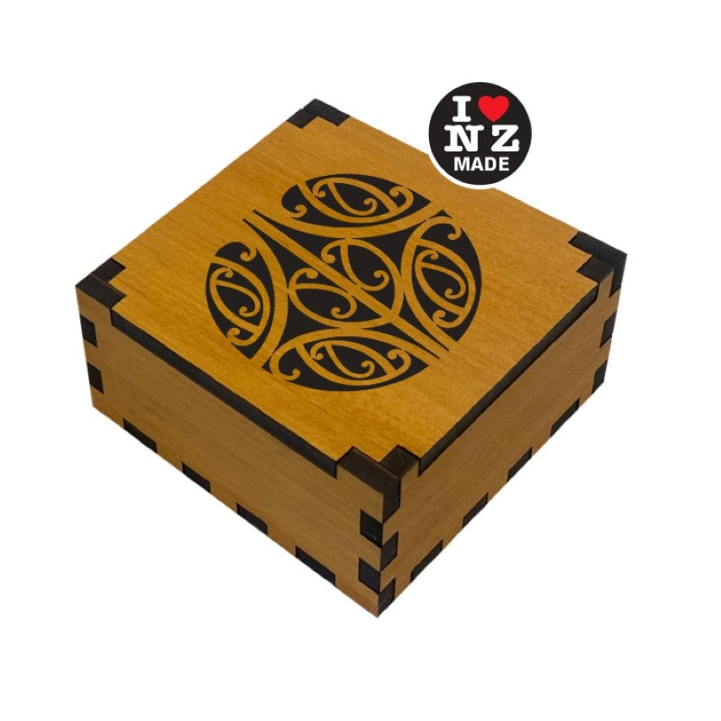 Rimu Veneer Giftbox with Laser Cut Kowhai Circle