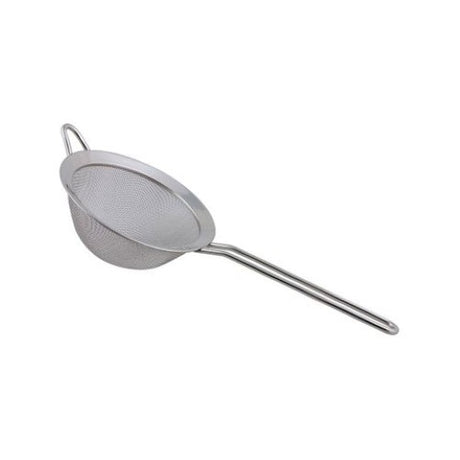 Dexam 18cm stainless steel sieve for sifting, rinsing, and enhancing textures in baking and cooking.