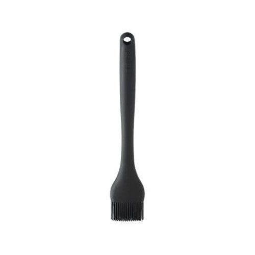 Mastrad 26cm silicone brush in black, heat-resistant, ergonomic design for easy basting and glazing in the kitchen.