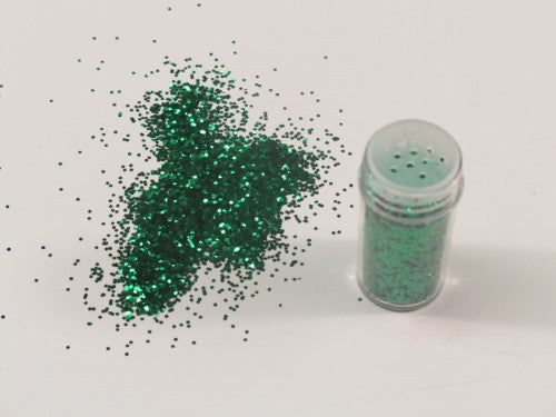 Vibrant 1kg green glitter, perfect for crafting and DIY projects, safe for all ages, with fine texture for easy application.