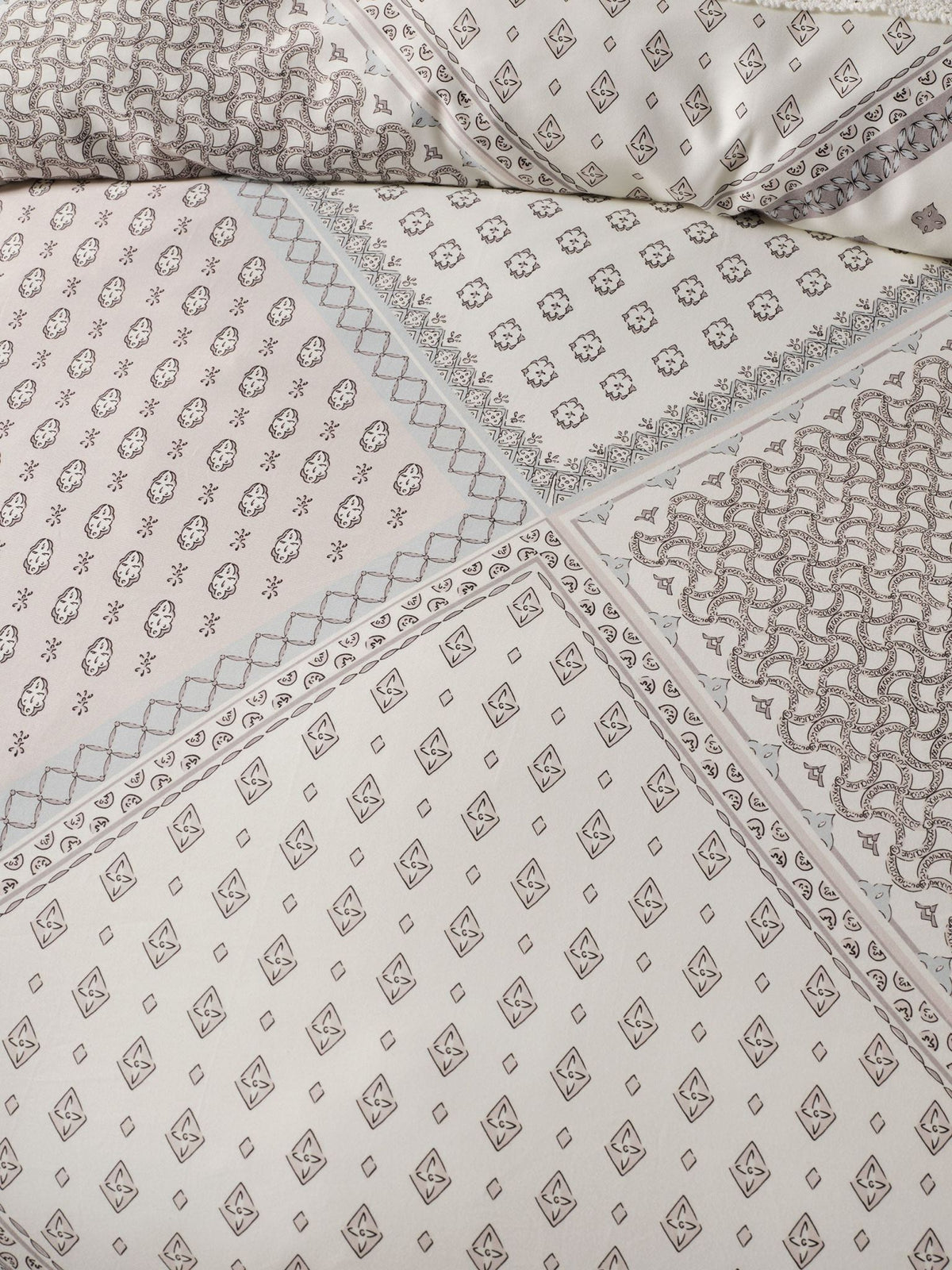 Quilt Cover Set - Avene Linen House - Queen Blue