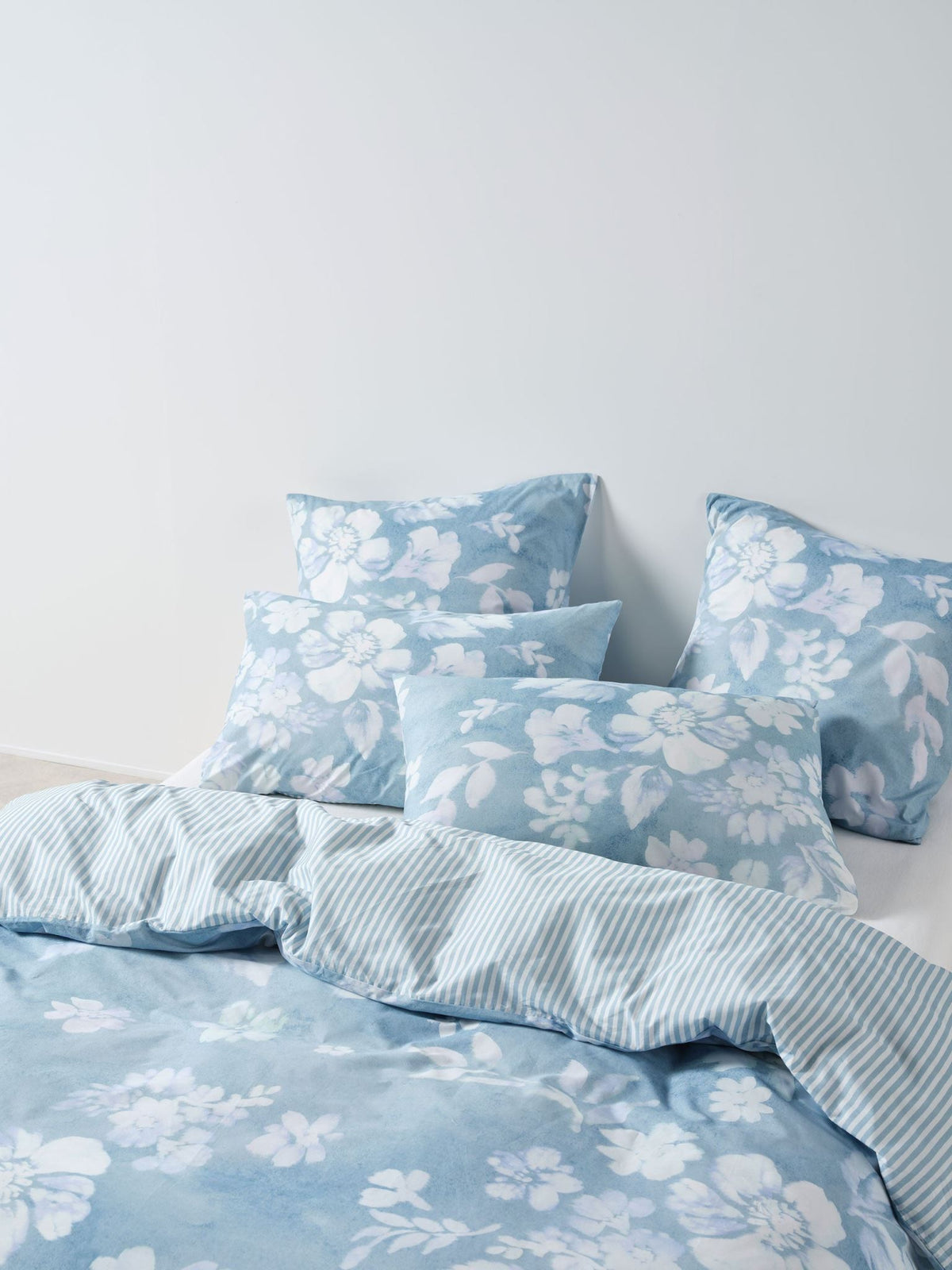Quilt Cover Set - Kayla Linen House - Queen Blue