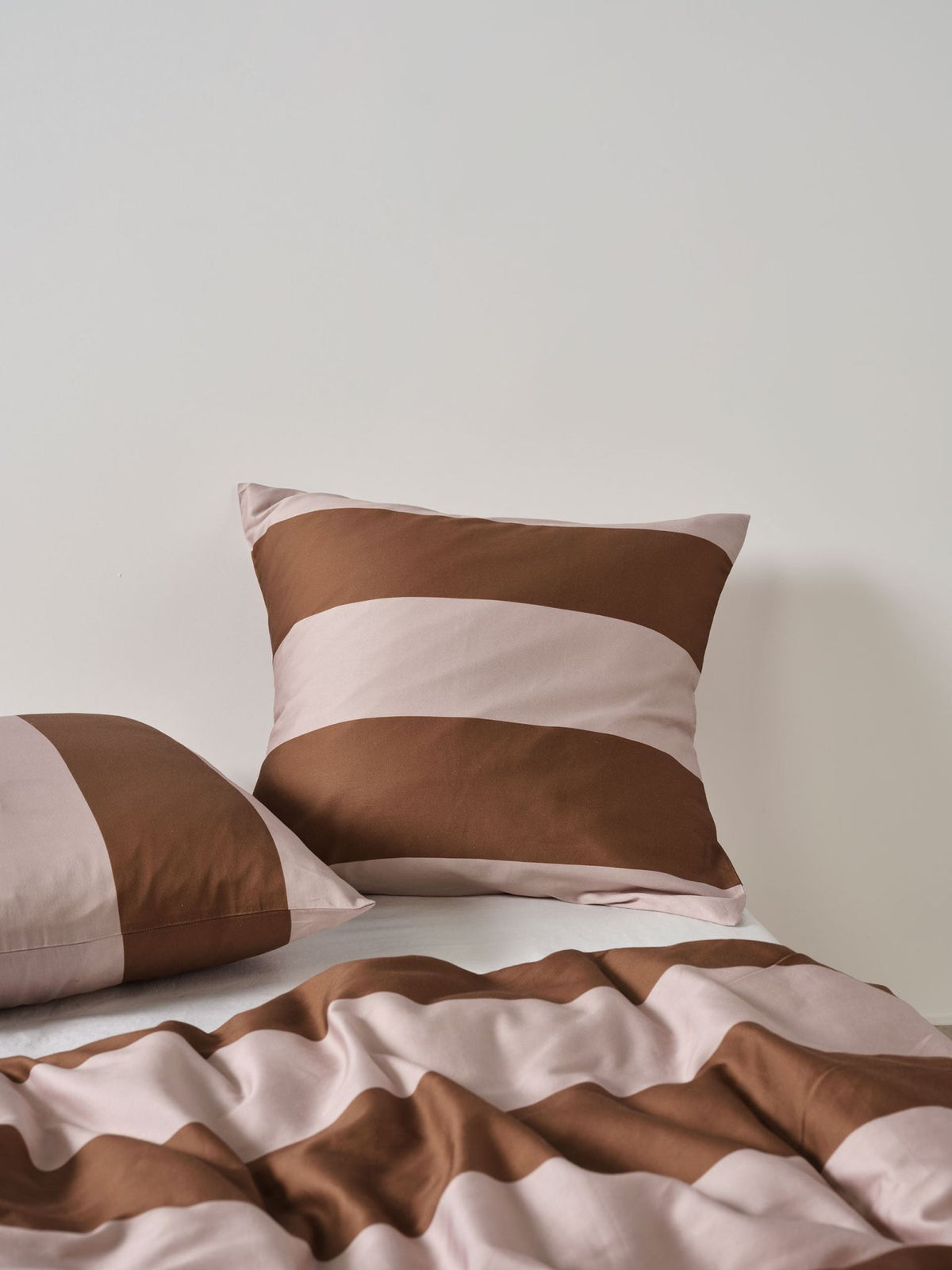 Quilt Cover Set - Rugby Stripe Orchid Linen House - Double Purple
