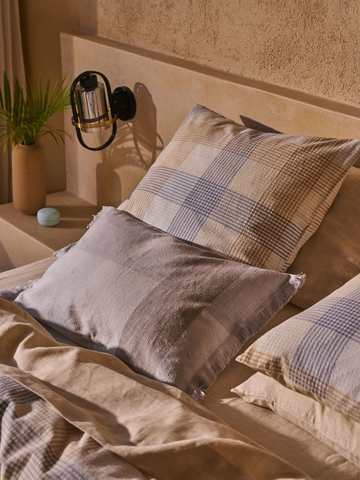 Cushion - Allenvale Hydrangea 40X60cm Linen House - 40cm x 60cm Blue