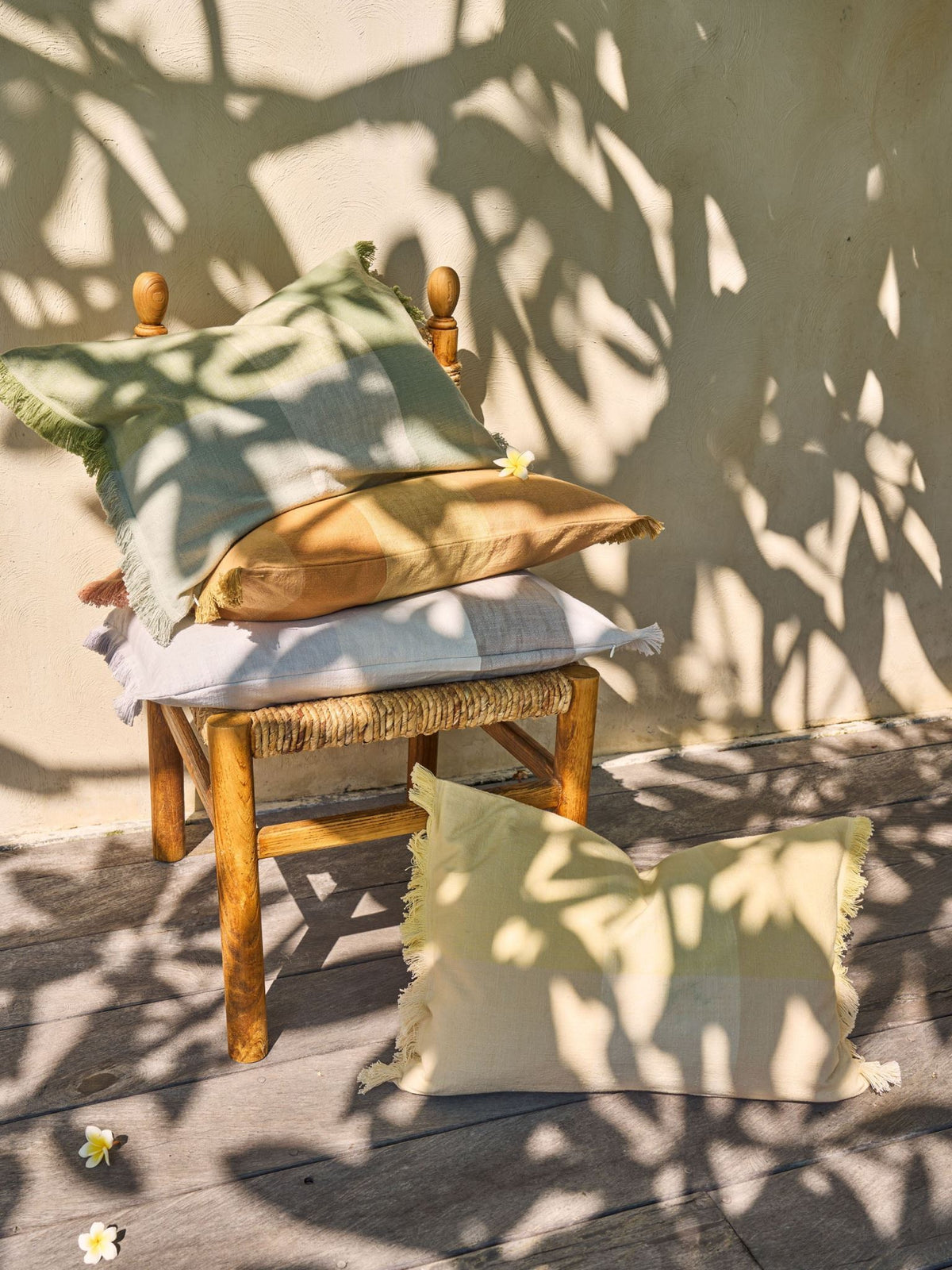 Cushion - Allenvale Butter 40X60cm Linen House - 40cm x 60cm Yellow