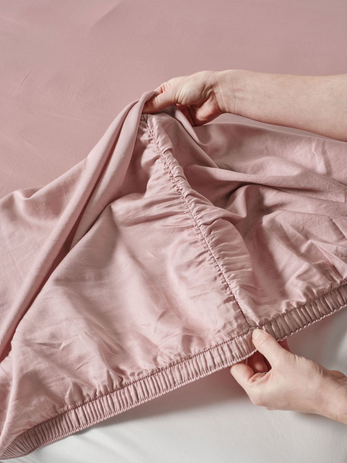Sheet Set - Surf Wash Dusty Rose 400 Thread Count Linen House - Super King Pink