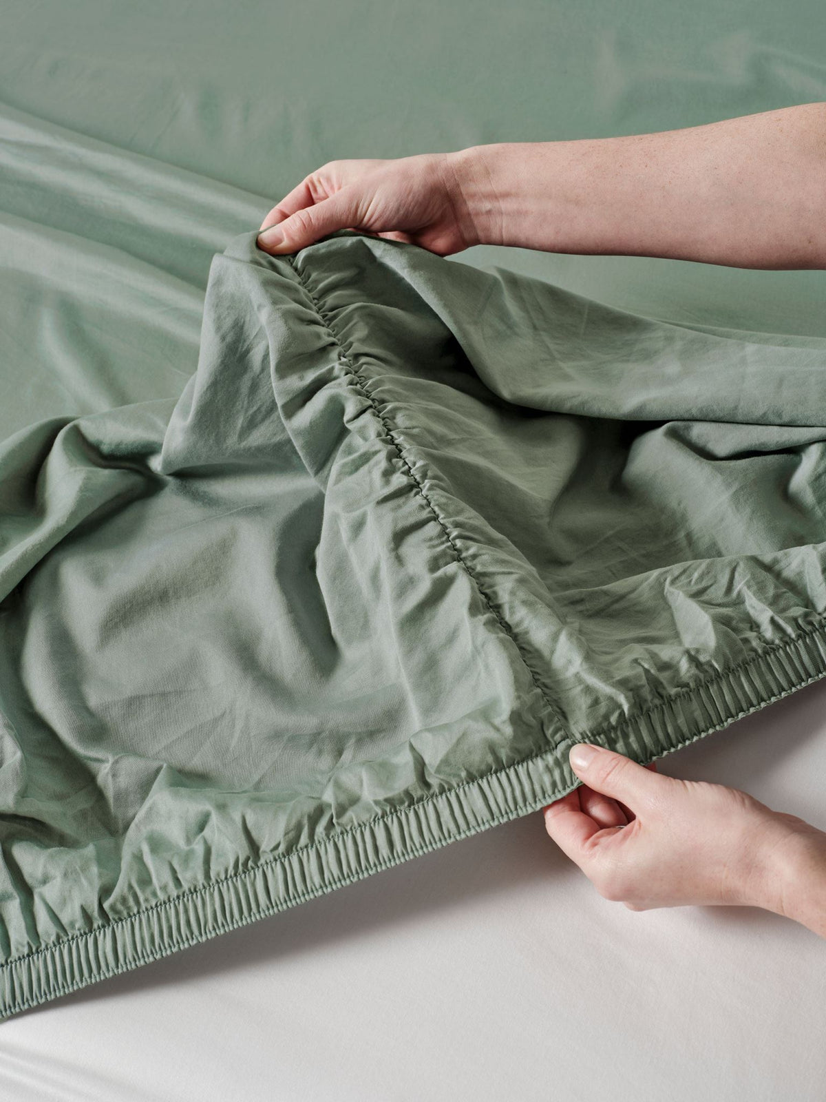 Sheet Set - Surf Wash Seafoam 400 Thread Count Linen House - Queen Green