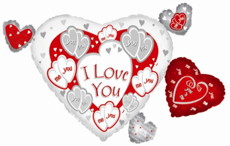 18in red HUGS & KISSES balloon, perfect for romantic occasions and expressing love.