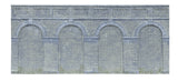 Hornby Accessories - Mid Lev. Arch. Retain.Wall-Blu