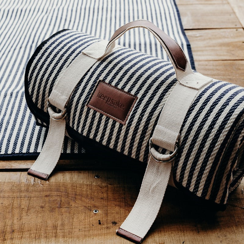 Picnic Blanket - Keepsake (Natural/Navy)