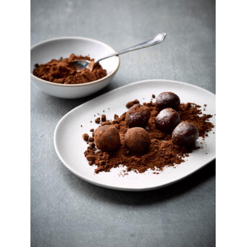 Baxter's 1KG Dutch cocoa powder, rich in flavor and perfect for baking, hot chocolate, and smoothies.