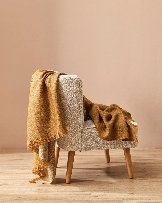 Chester Throw - Ecru 125x150cm - OLLO