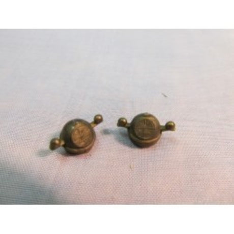 Durable Binnacle (2) for model sailing, crafted from high-grade materials for reliable navigation.