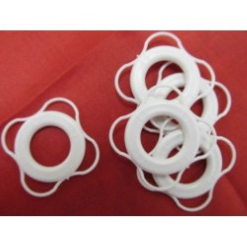 Durable 37x37mm life ring for model boats, enhancing safety and realism in scale maritime replicas.