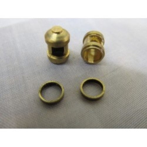 Durable Masthead Light (2) for enhanced safety and visibility on boats, designed for easy installation and premium performance.