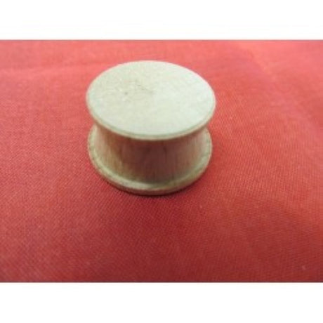 High-quality barrel fitting for model ships, essential for authentic nautical design and durable assembly.