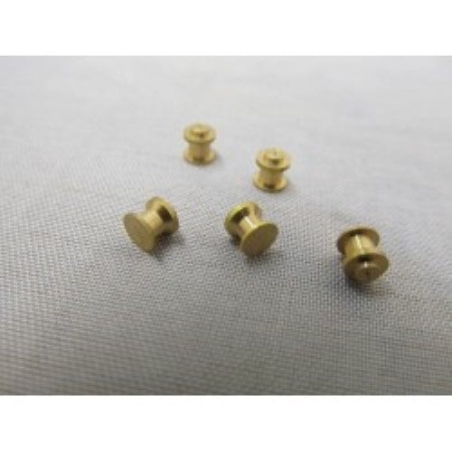 Precision 3 x 4mm vent for model boats, enhancing airflow and preventing moisture buildup.
