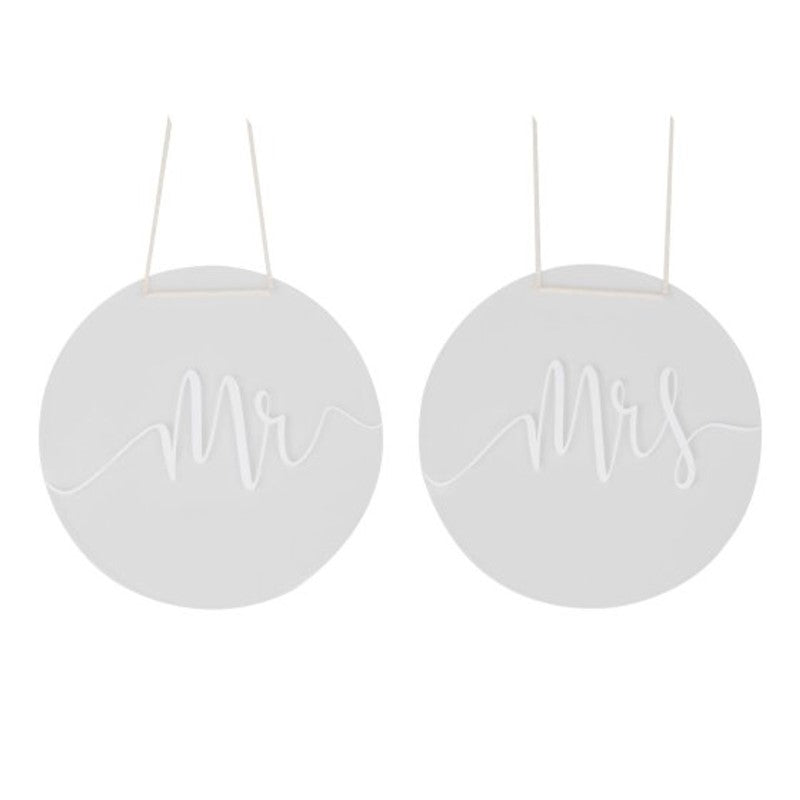 Elegant acrylic 'Mr' and 'Mrs' chair signs adorned with white script and macrame rope, perfect for wedding decor