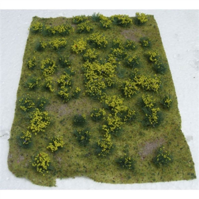 Vibrant floral scenery sheet for model landscapes, ideal for dioramas and railway layouts, measuring 125x175mm.