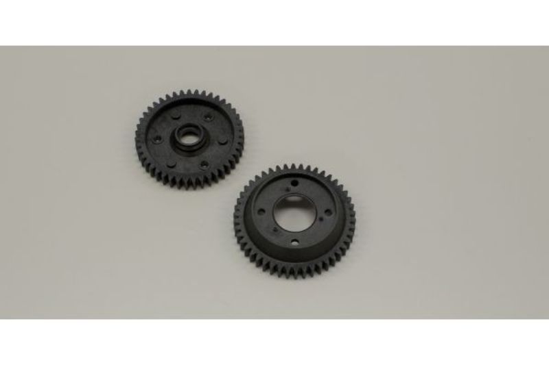 Kyosho IGT 2speed Gear Set 43/46 enhances RC vehicle performance with precision-engineered gears for optimal power transfer.
