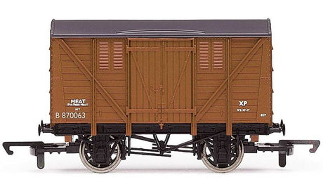 Hornby BR 10T Quad Vent Meat Van model, showcasing classic British Railways design and ventilation for transporting meat.