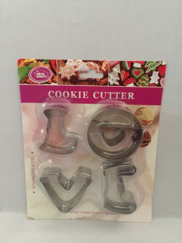 Cookie Cutters - Love (12 Packs)
