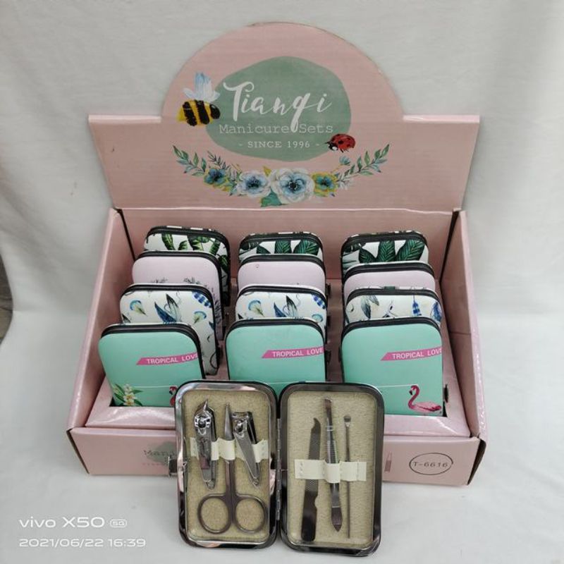 Nail Clippers 2 (Set of 12)