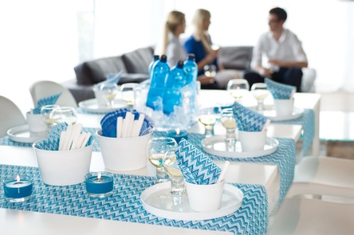Table Cloth / Table Runner - Duni Tete A Tet Dunicel - Zigzag (Stripe Blue)