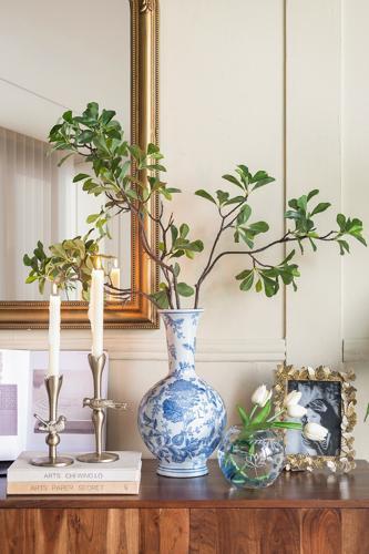 Blue Botanical Painted Glass Vase 140x140x125